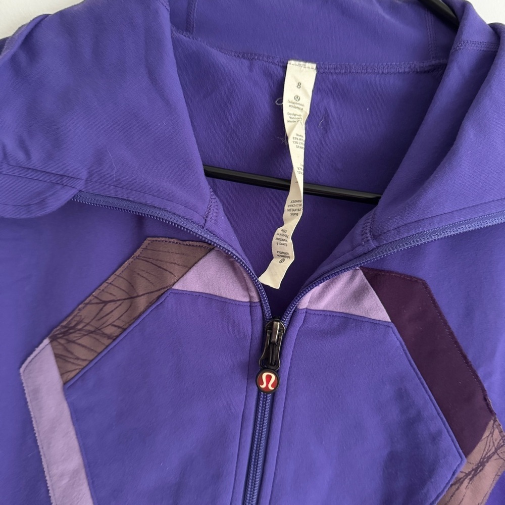 1 Lululemon Vintage Purple Origami Stride Jacket - Picture 4 of 7